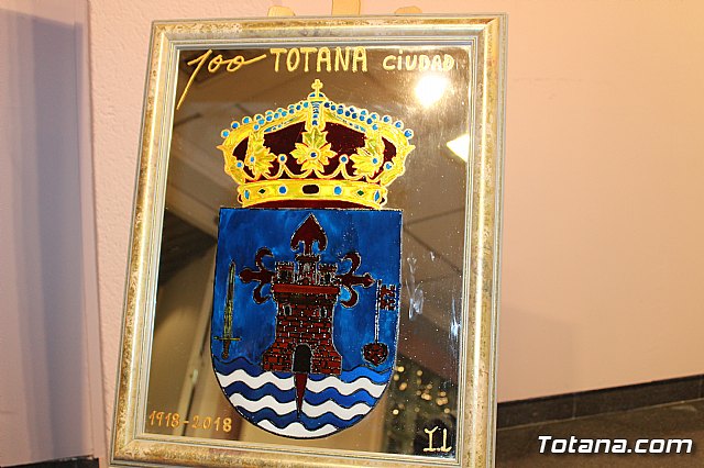 Exposicin Espejos Pintados - 