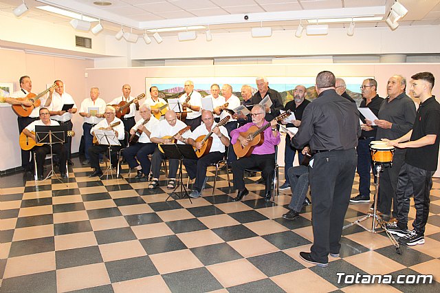 Exposicin Un paseo por las faldas de Sierra Espua. Canciones, pinturas y poemas, de Alfonso Gallego - 110