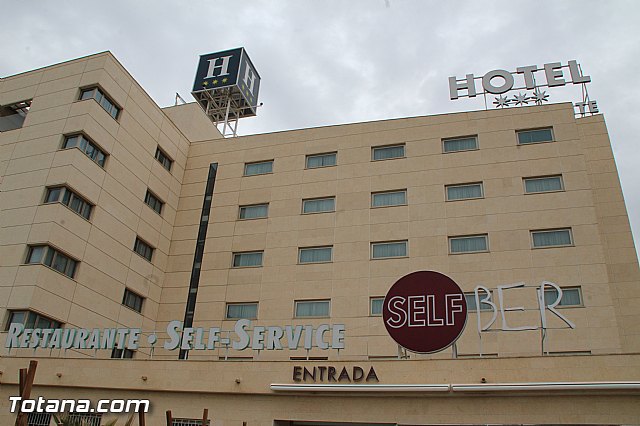 Visita del PP a Etosa y Hotel Executive Sport - 112