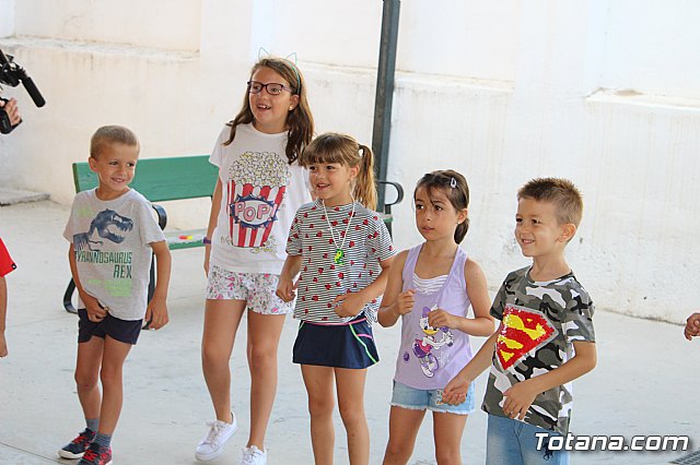 Visita a las Escuelas de Verano 2018 promovidas por el 