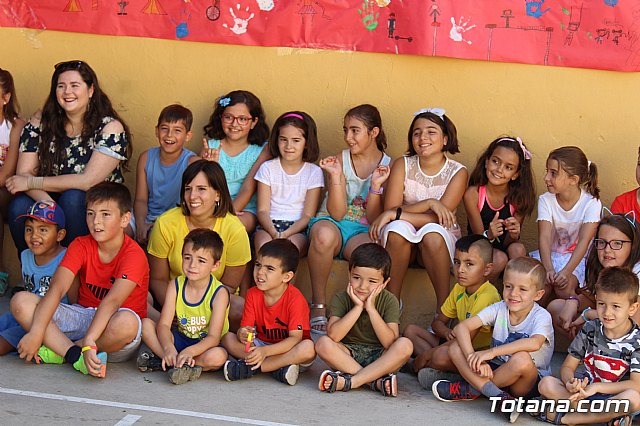 Visita a las Escuelas de Verano 2018 promovidas por el 