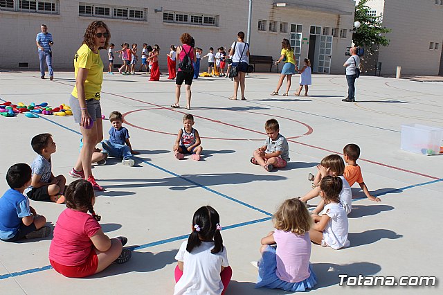 Visita a las Escuelas de Verano 2018 promovidas por el 