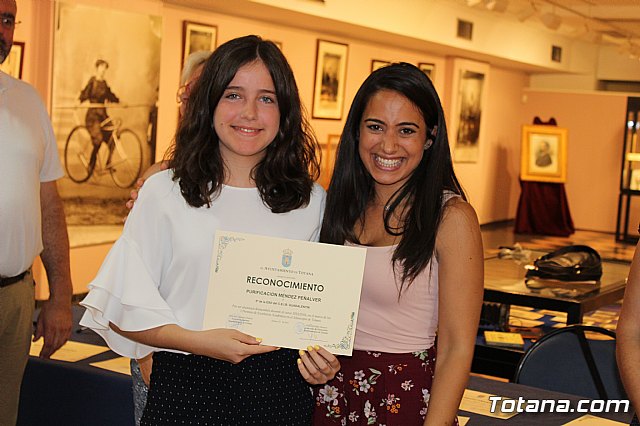 Entrega de los premios Excelencia Acadmica 2017 - 20