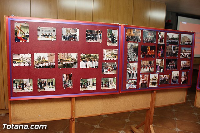 Exposicin 35 aniversario Cofrada de 