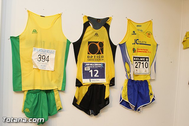 Exposicin 25 aniversario Club Atletismo Totana - 11