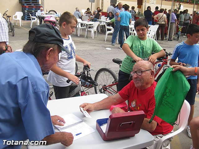 Marcha ciclista Fiestas barrios Olmpico-Las Peras-Estacin-Triptolemos 2014 - 1
