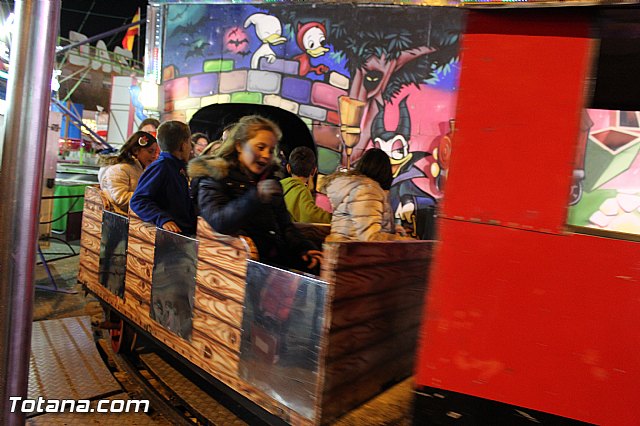 Feria de atracciones - Fiestas de Santa Eulalia 2015 - 36