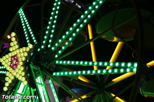 Feria de atracciones - Da del nio - Fiestas de Santa Eulalia 2015 - 17