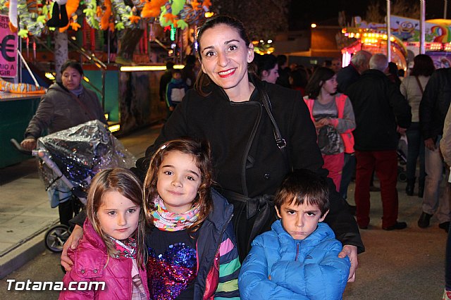 Feria de atracciones - Da del nio - Fiestas de Santa Eulalia 2015 - 31