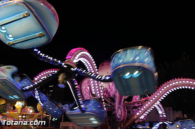 Feria de atracciones - Da del nio - Fiestas de Santa Eulalia 2015 - 38