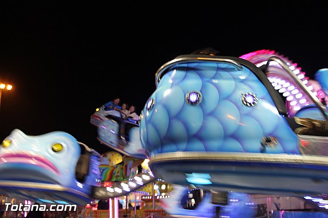 Feria de atracciones - Da del nio - Fiestas de Santa Eulalia 2015 - 40