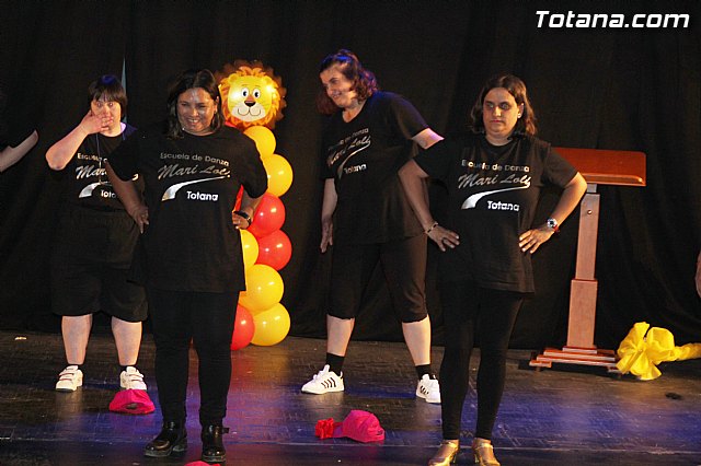Usuarios de los centros Jos Moya y Princesa Letizia participaron en el Festival de Danza de Mari Loli - 10
