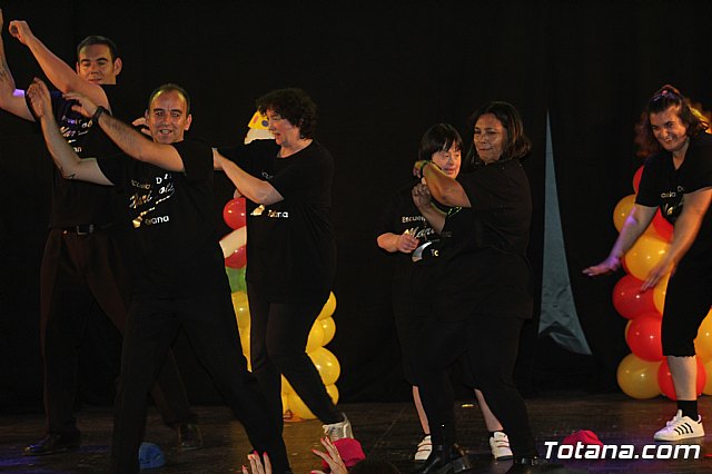 Usuarios de los centros Jos Moya y Princesa Letizia participaron en el Festival de Danza de Mari Loli - 17