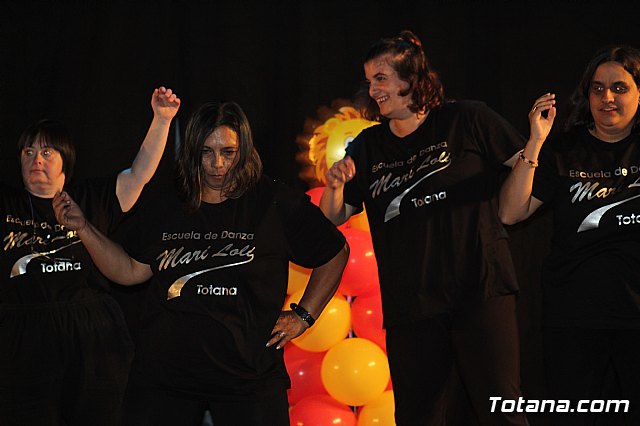 Usuarios de los centros Jos Moya y Princesa Letizia participaron en el Festival de Danza de Mari Loli - 22