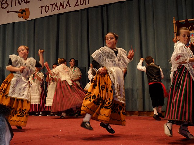II Festival Folklrico Infantil 