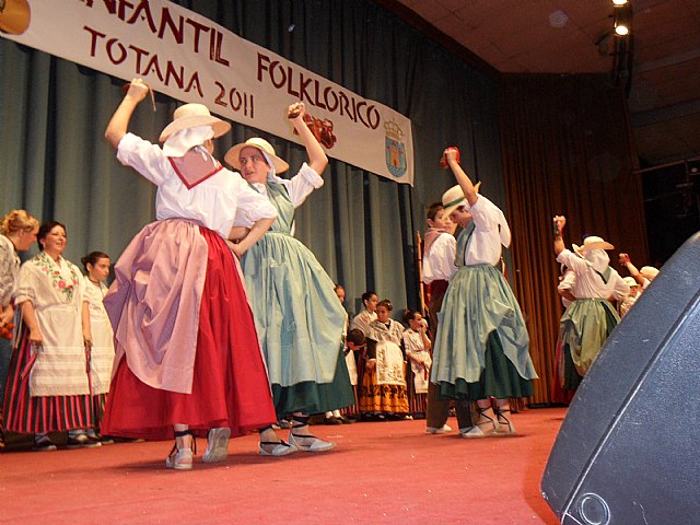 II Festival Folklrico Infantil 