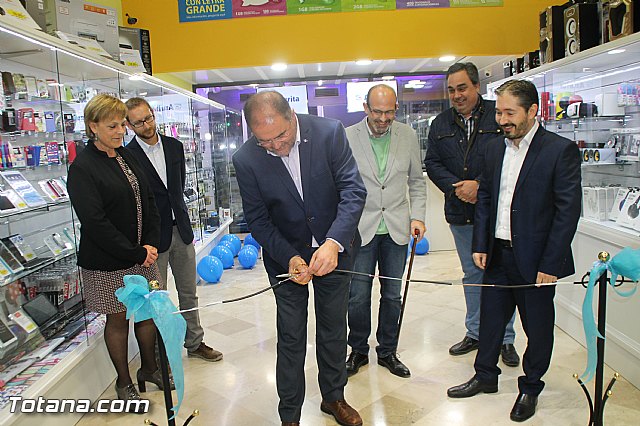 La empresa totanera Azurita System, pionera en ofrecer fibra ptica en Totana - 37