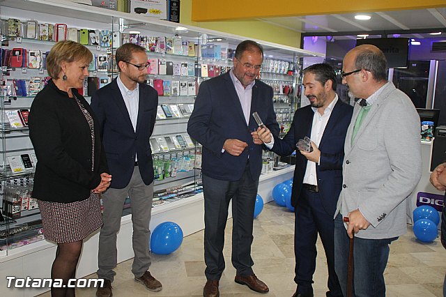 La empresa totanera Azurita System, pionera en ofrecer fibra ptica en Totana - 39