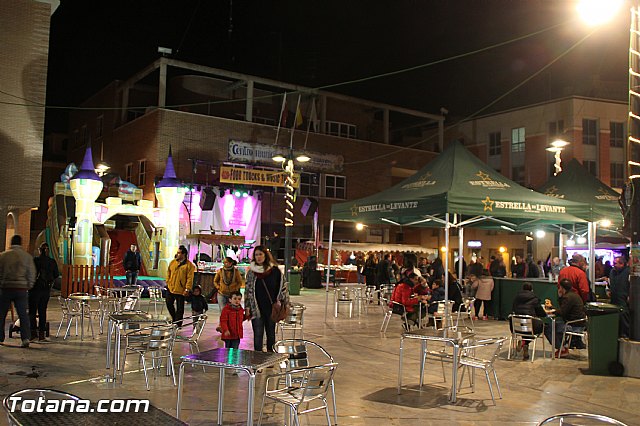 Festival gastronmico de vehculos de comida Food Trucks