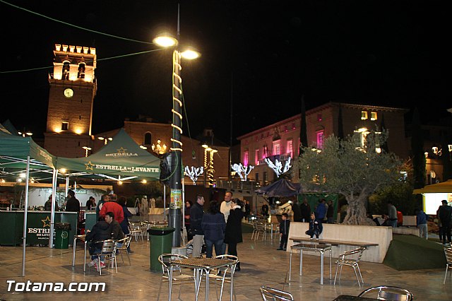 Festival gastronmico de vehculos de comida Food Trucks