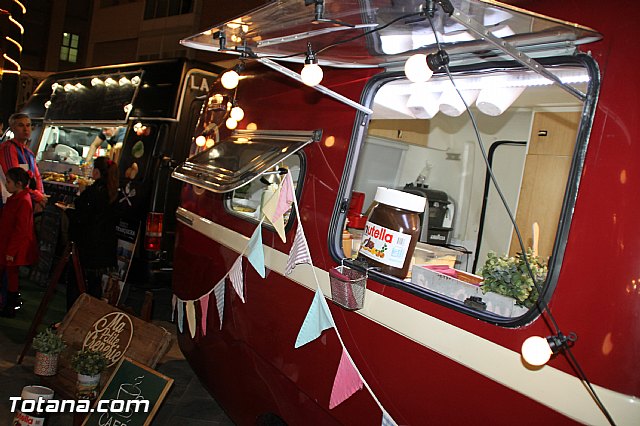 Festival gastronmico de vehculos de comida Food Trucks