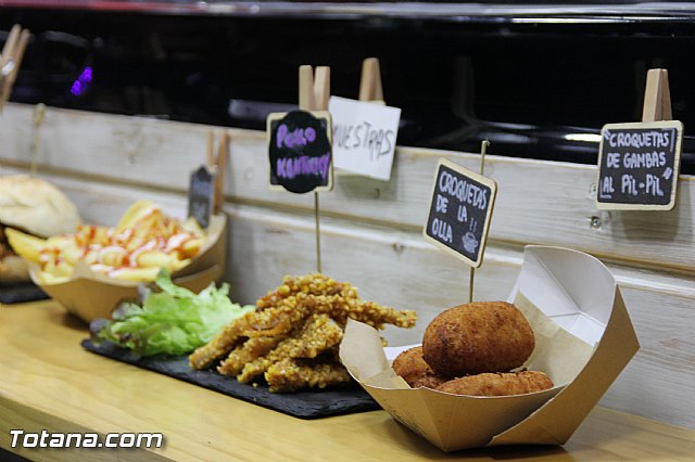 Festival gastronmico de vehculos de comida Food Trucks