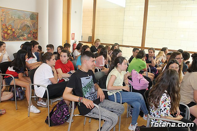 Recepcin institucional alumnos franceses IES Prado Mayor. 2019 - 24