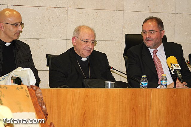 Recepcin institucional a Mons. D. Francisco Gil Helln, Arzobispo Emrito de Burgos  - 14