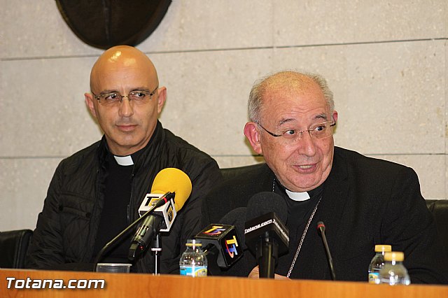 Recepcin institucional a Mons. D. Francisco Gil Helln, Arzobispo Emrito de Burgos  - 17
