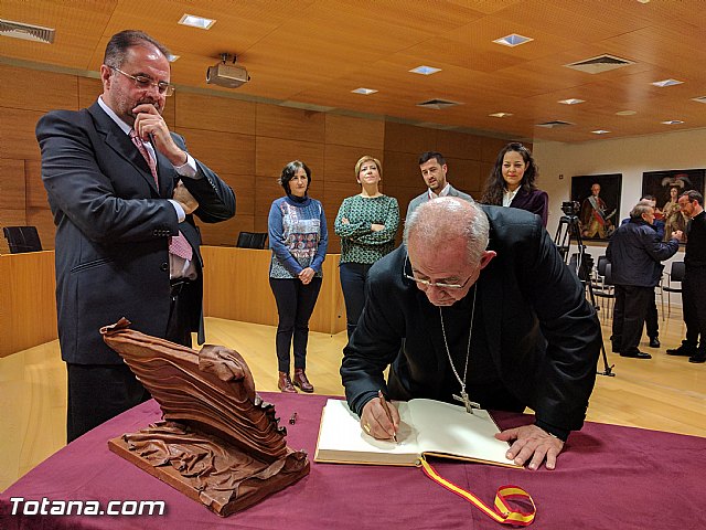 Recepcin institucional a Mons. D. Francisco Gil Helln, Arzobispo Emrito de Burgos  - 30