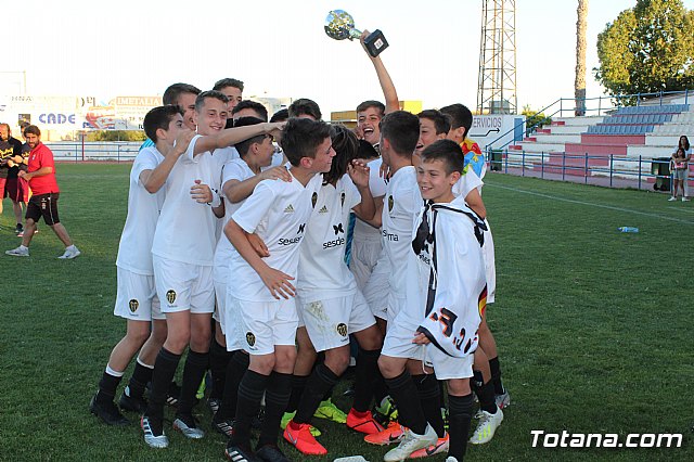 El Valencia CF gana el XVIII Torneo de Ftbol Infantil Ciudad de Totana - 579