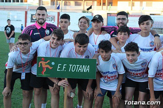El Valencia CF gana el XVIII Torneo de Ftbol Infantil Ciudad de Totana - 590