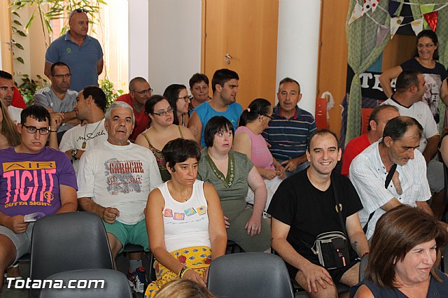 Presentacin de la adquisicin de una furgoneta para el Centro Ocupacional Jos Moy y el Centro de Enfermos Mentales - 51