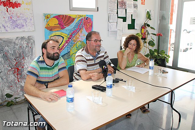 Presentacin de la adquisicin de una furgoneta para el Centro Ocupacional Jos Moy y el Centro de Enfermos Mentales - 58