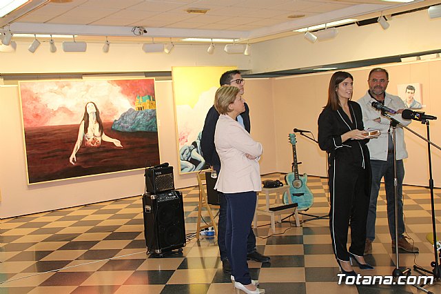 Exposicin de pintura de Lorena Cabrera 