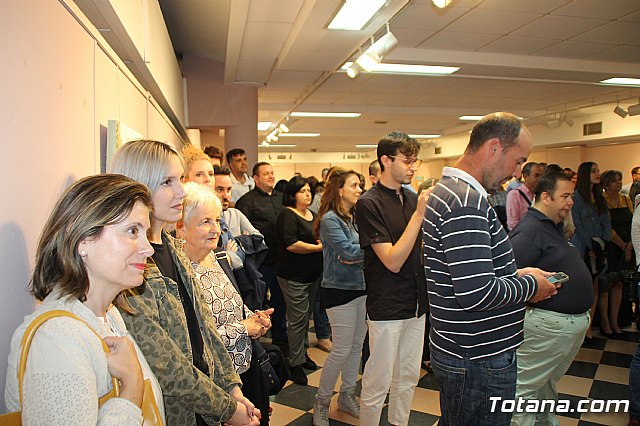 Exposicin de pintura de Lorena Cabrera 