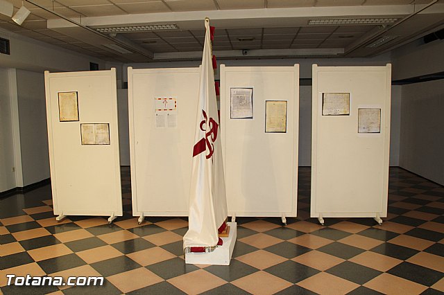 Gins Rosa dona al Archivo Municipal documentos - 1