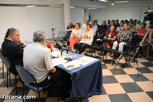 Gins Rosa dona al Archivo Municipal documentos - 44