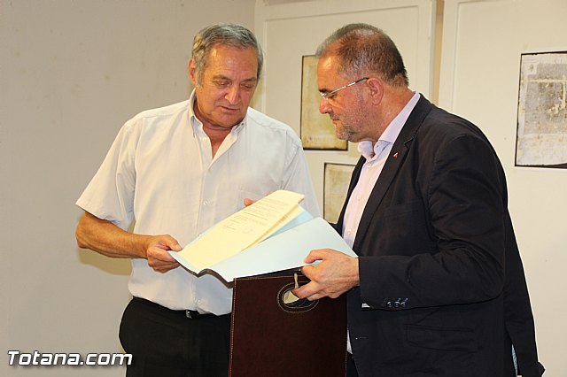 Gins Rosa dona al Archivo Municipal documentos - 46