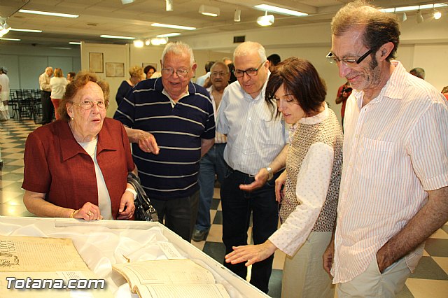 Gins Rosa dona al Archivo Municipal documentos - 51