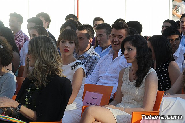 Graduacion 2 de bachillerato - IES Juan de la Cierva - 2013 - 32