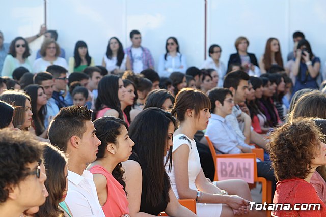 Graduacion 2 de bachillerato - IES Juan de la Cierva - 2013 - 56