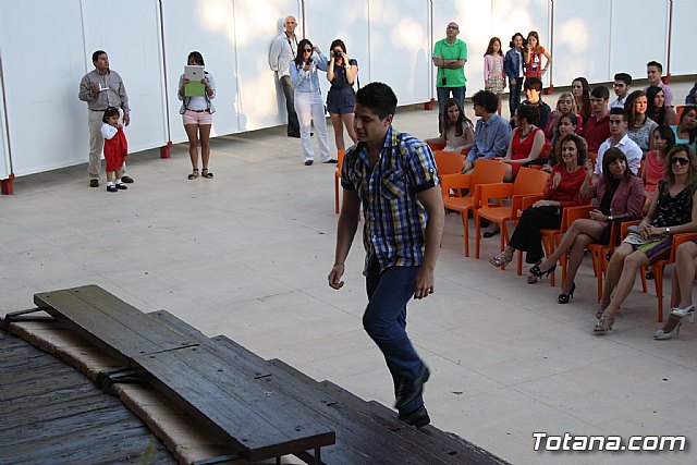 Graduacion 2 de bachillerato - IES Juan de la Cierva - 2013 - 185