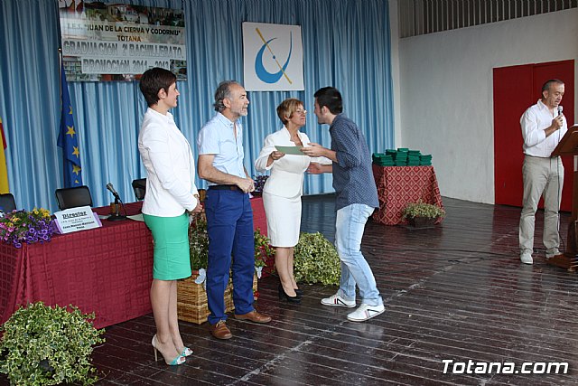 Graduacion 2 de bachillerato - IES Juan de la Cierva - 2013 - 193