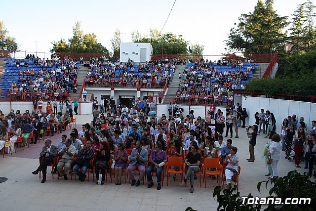 Graduacion 2 de bachillerato - IES Juan de la Cierva - 2013 - 218