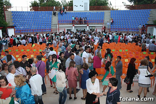Graduacion 2 de bachillerato - IES Juan de la Cierva - 2013 - 363