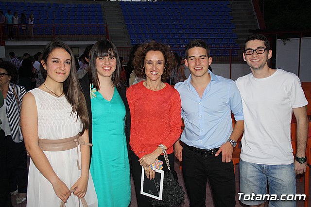 Graduacion 2 de bachillerato - IES Juan de la Cierva - 2013 - 385