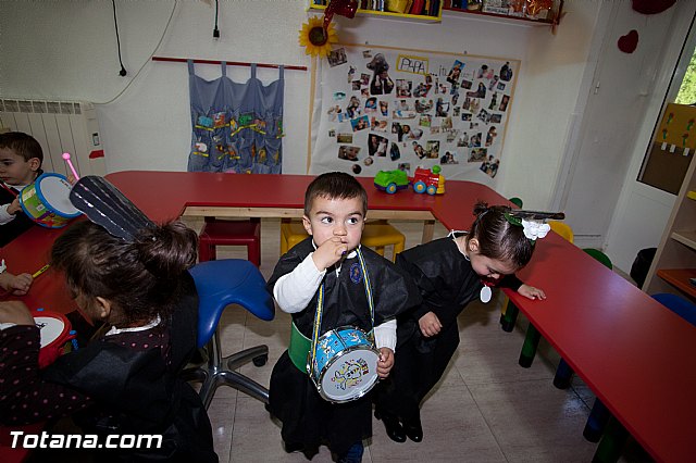 Procesin infantil Escuela Infantil Clara Campoamor - Semana Santa 2015 - 40