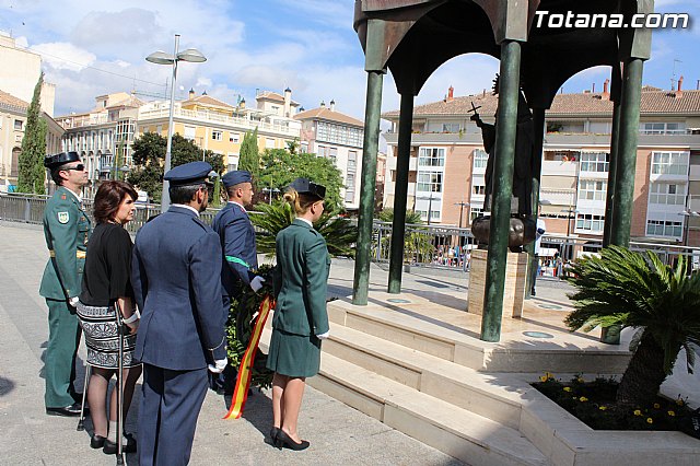 Misa da del Pilar y acto institucional de homenaje a la bandera de Espaa - 2014 - 246