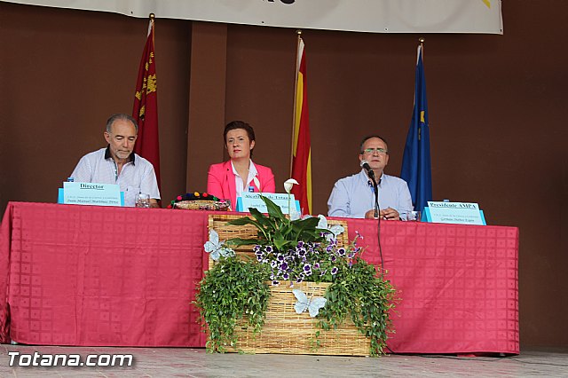 Acto de graduacin 2 de bachillerato. IES Juan de la Cierva 2015 - 7